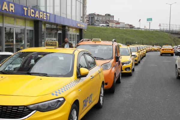 İstanbul’da taksicilerin 'sarı zam’ kuyruğu - Sayfa 2