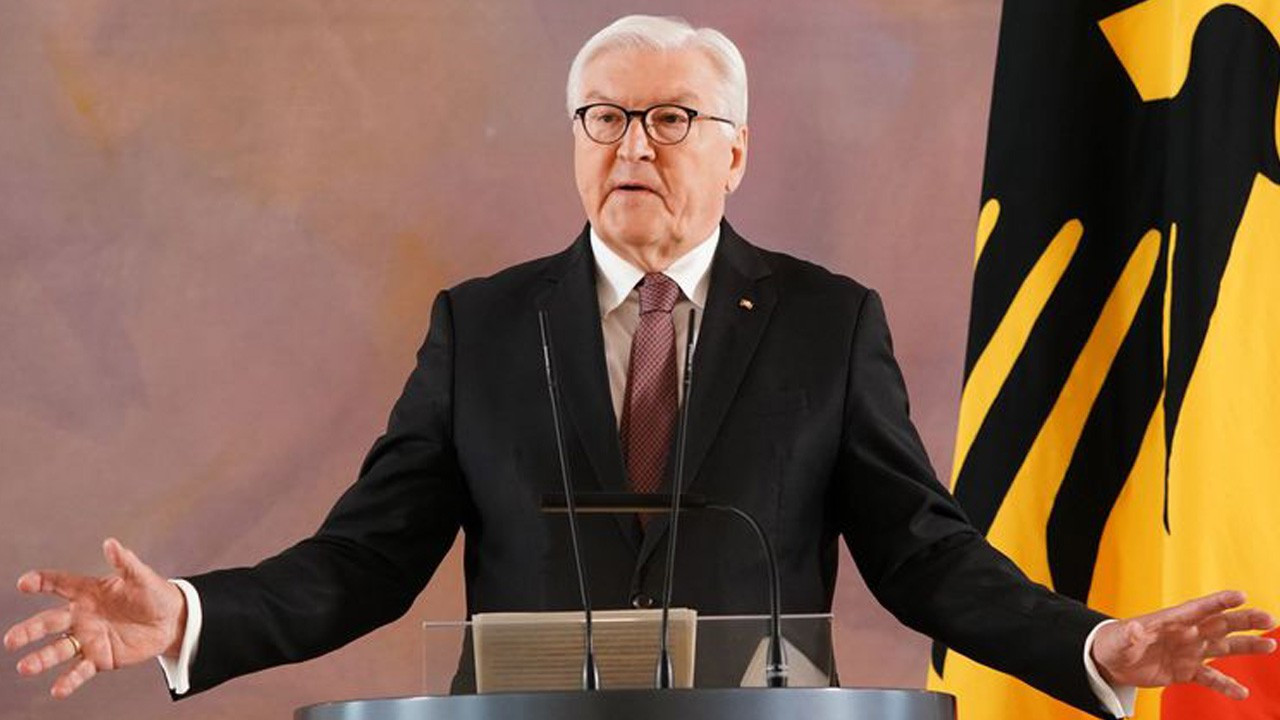 Almanya Cumhurbaşkanı’ndan üç dilde dayanışma mesajı
