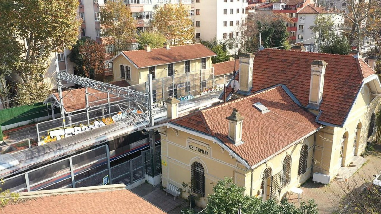 AK Partili Meclis Üyesi: Kadıköy'deki istasyonları bakanlıklar alacak