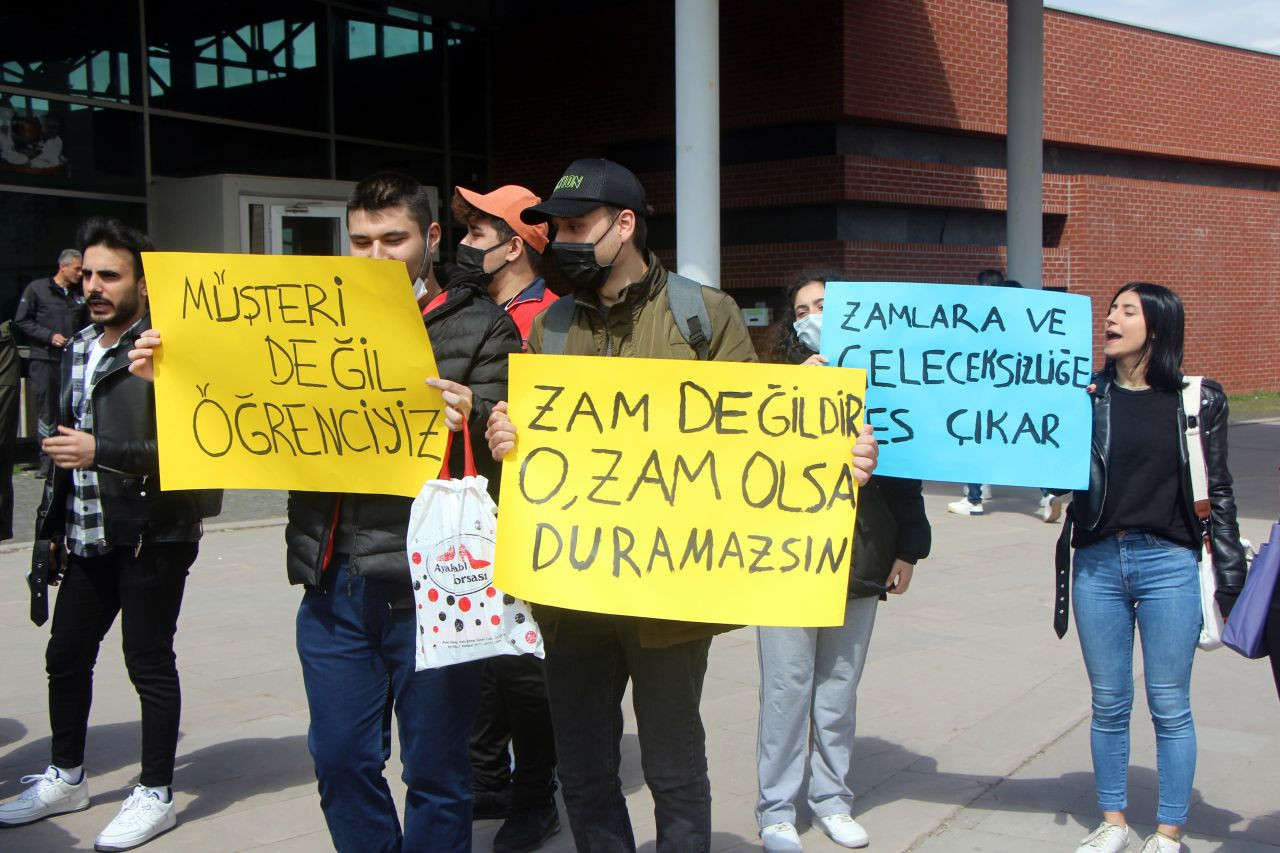 Bolu'da öğrencilerden zam protestosu: Ağam yeter, ben iptal - Sayfa 3