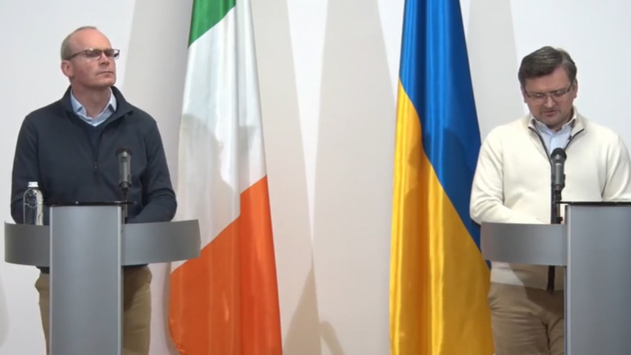 İrlanda Dışişleri Bakanı Kiev'de: Bu savaşta tarafsız değiliz