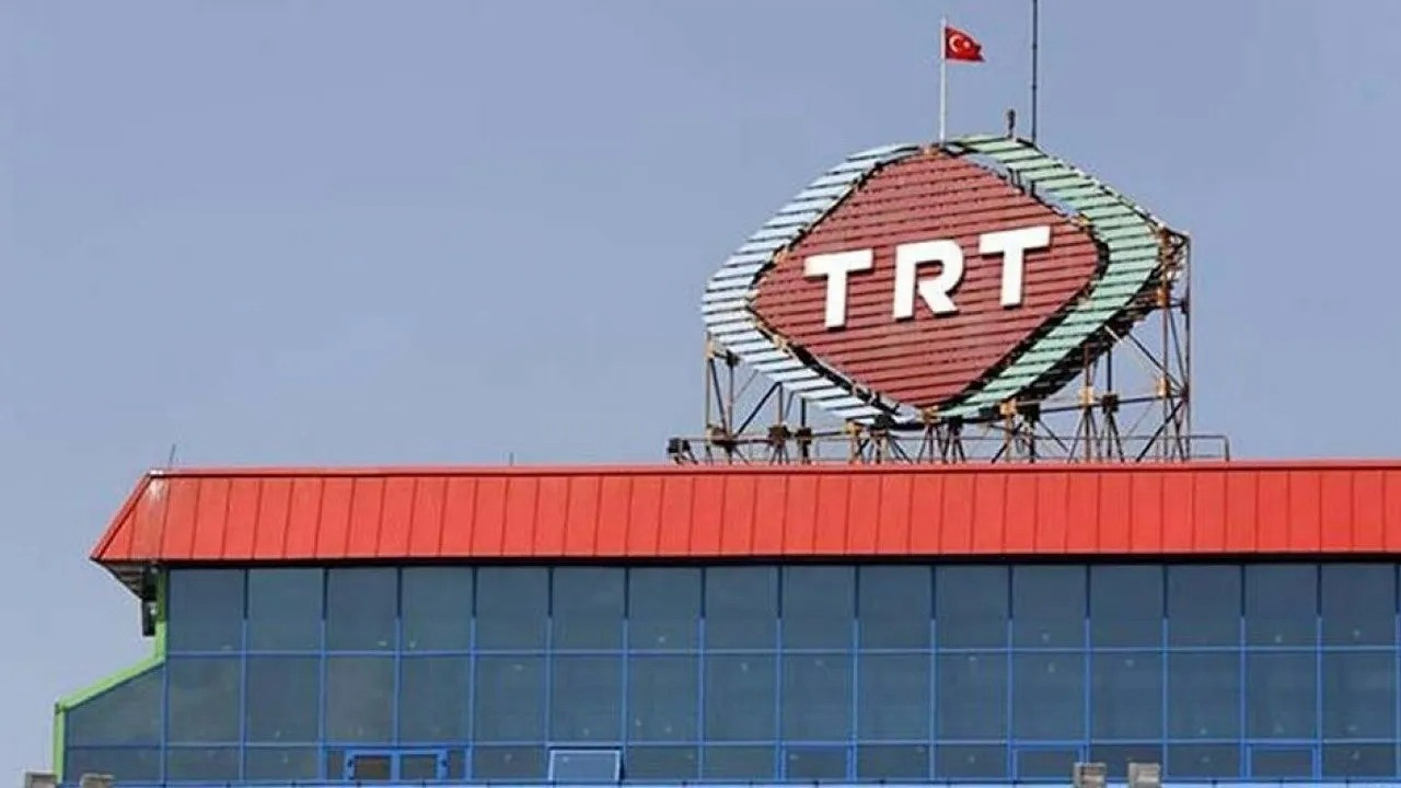 TRT'den hediye paketi sorusuna 'kamuoyunu ilgilendirmez' yanıtı