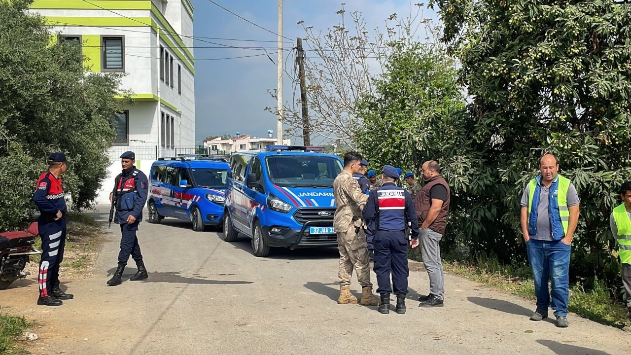 Mersin'de kaybolan 8 yaşındaki çocuk metruk evde bulundu