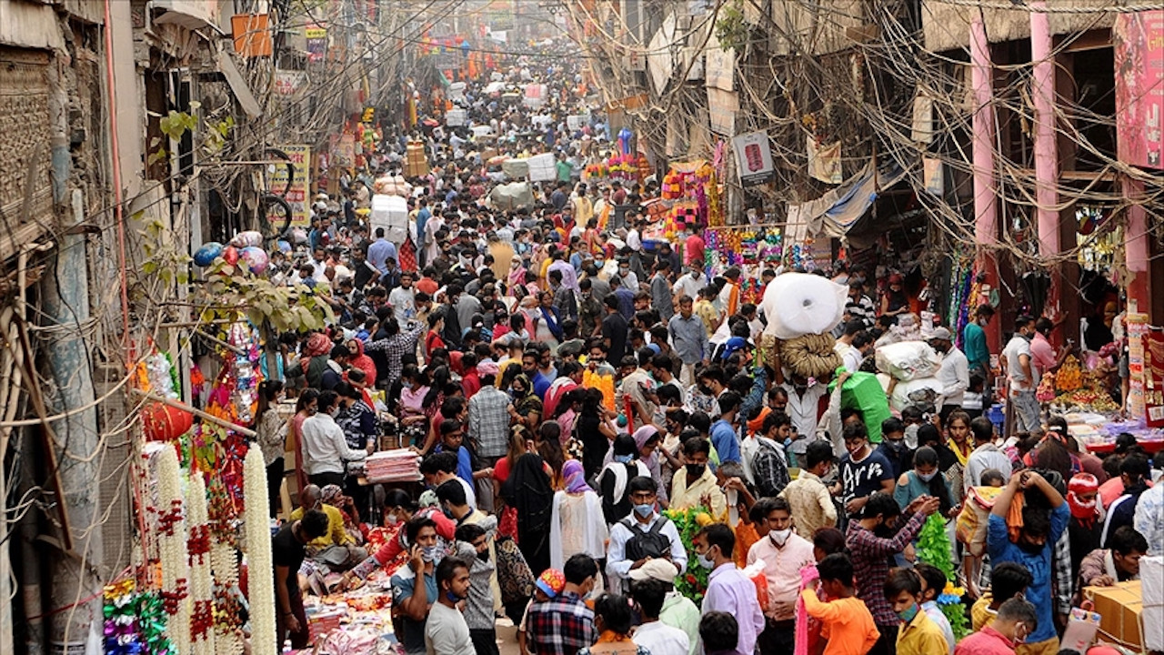 Hindistan’da akaryakıt zamları gıda fiyatlarını artırıyor