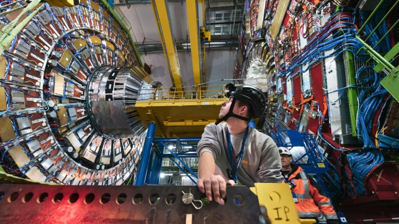 CERN'deki Büyük Hadron Çarpıştırıcısı, 3 yıl aradan sonra yeniden çalıştırıldı