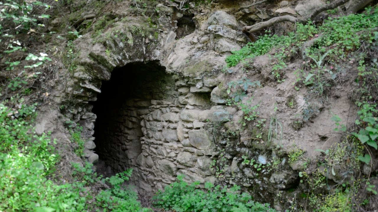 Mastaura Antik Kenti'nde 1800 yıllık kanalizasyon sistemi bulundu