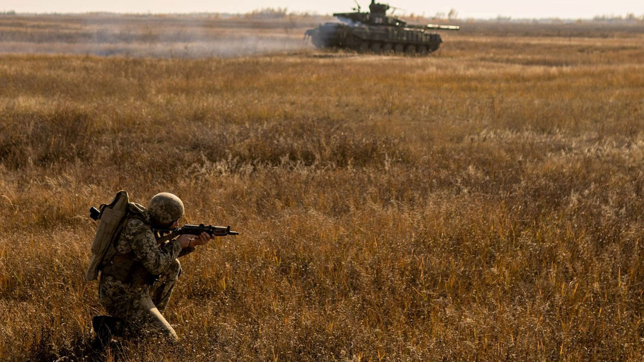Ukrayna birliklerine İngiltere ve Polonya'da askeri araç eğitimi