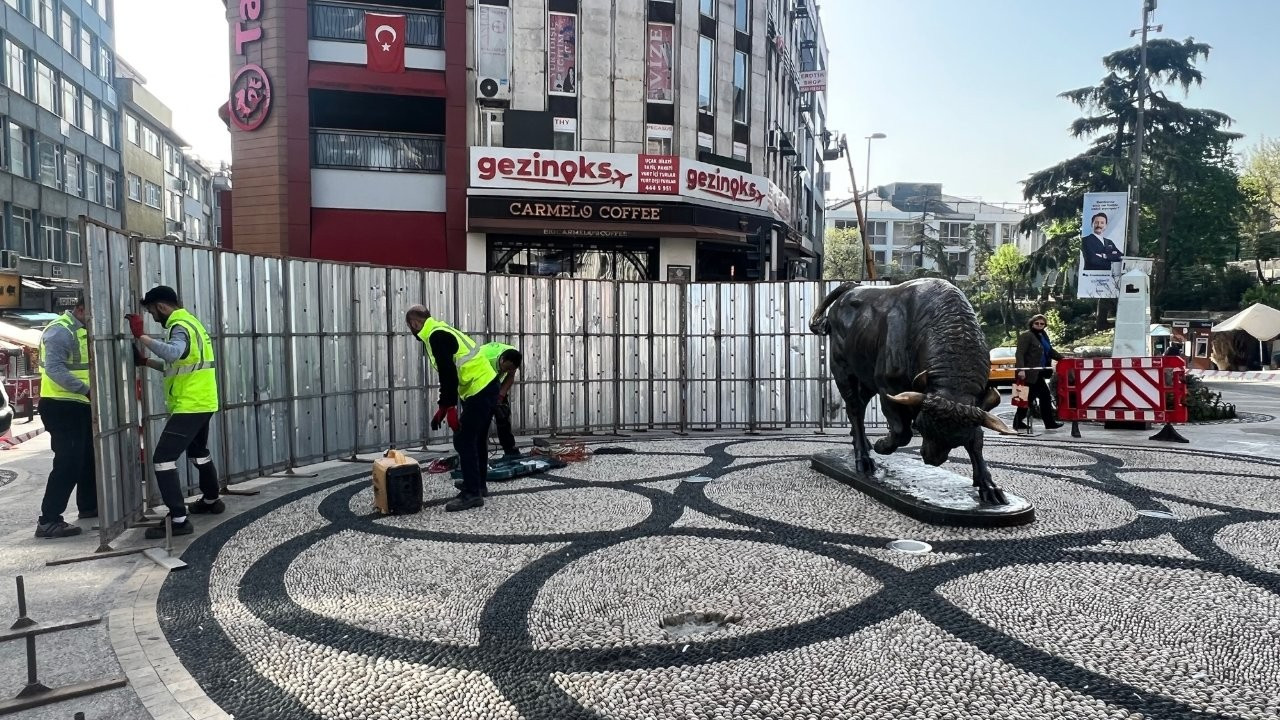 Kadıköy'deki boğa heykeli bakıma alındı