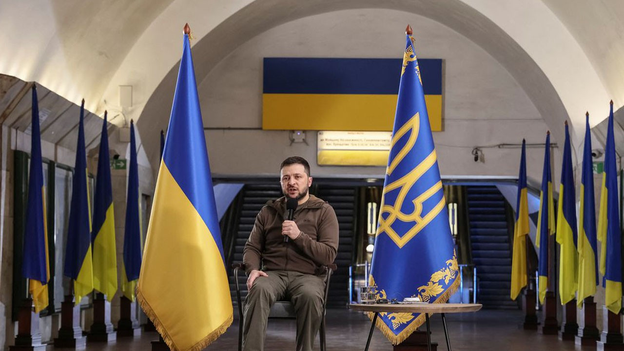 ABD heyeti bugün Kiev'e gidiyor: Zelenskiy daha fazla ağır silah istiyor