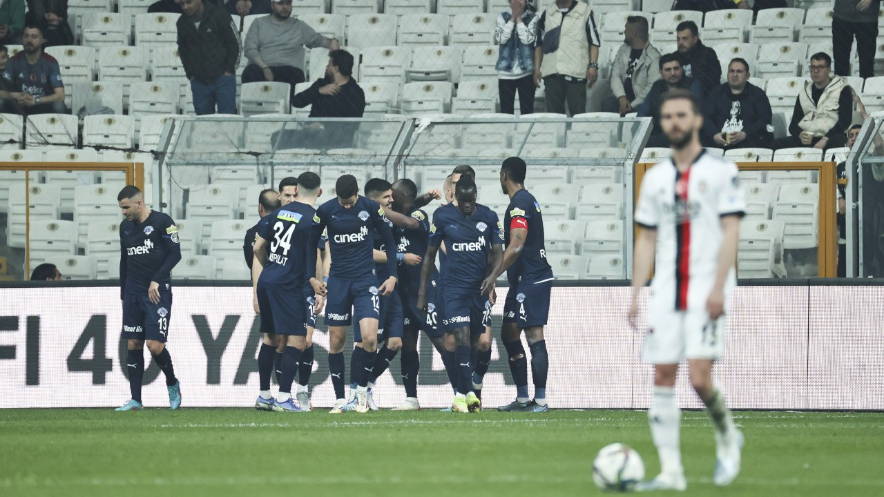 Kasımpaşa, Beşiktaş'a sahasında ağır darbe vurdu: 0-3