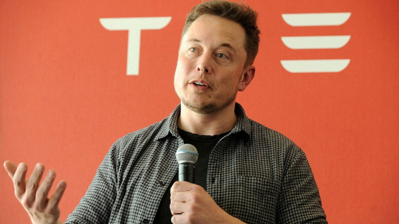 Tesla, Twitter anlaşmasından sonra 126 milyar dolar değer kaybetti