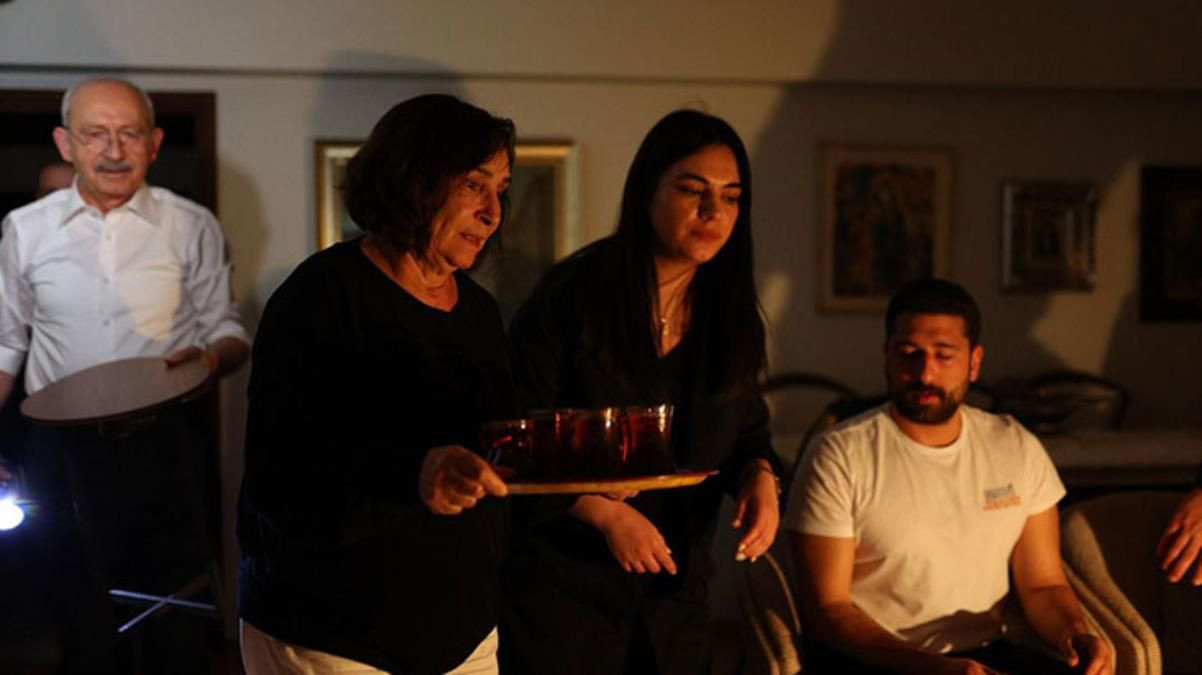 Kılıçdaroğlu ailesinin çay-sehpa iş birliği: Arkasında bekledi - Sayfa 1