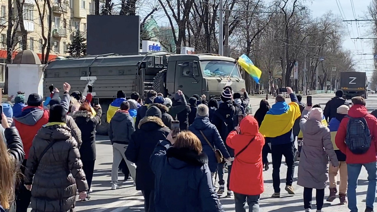 İddia: Rusya kuşattığı Mariupol ve Herson'da yeni yönetim belirliyor