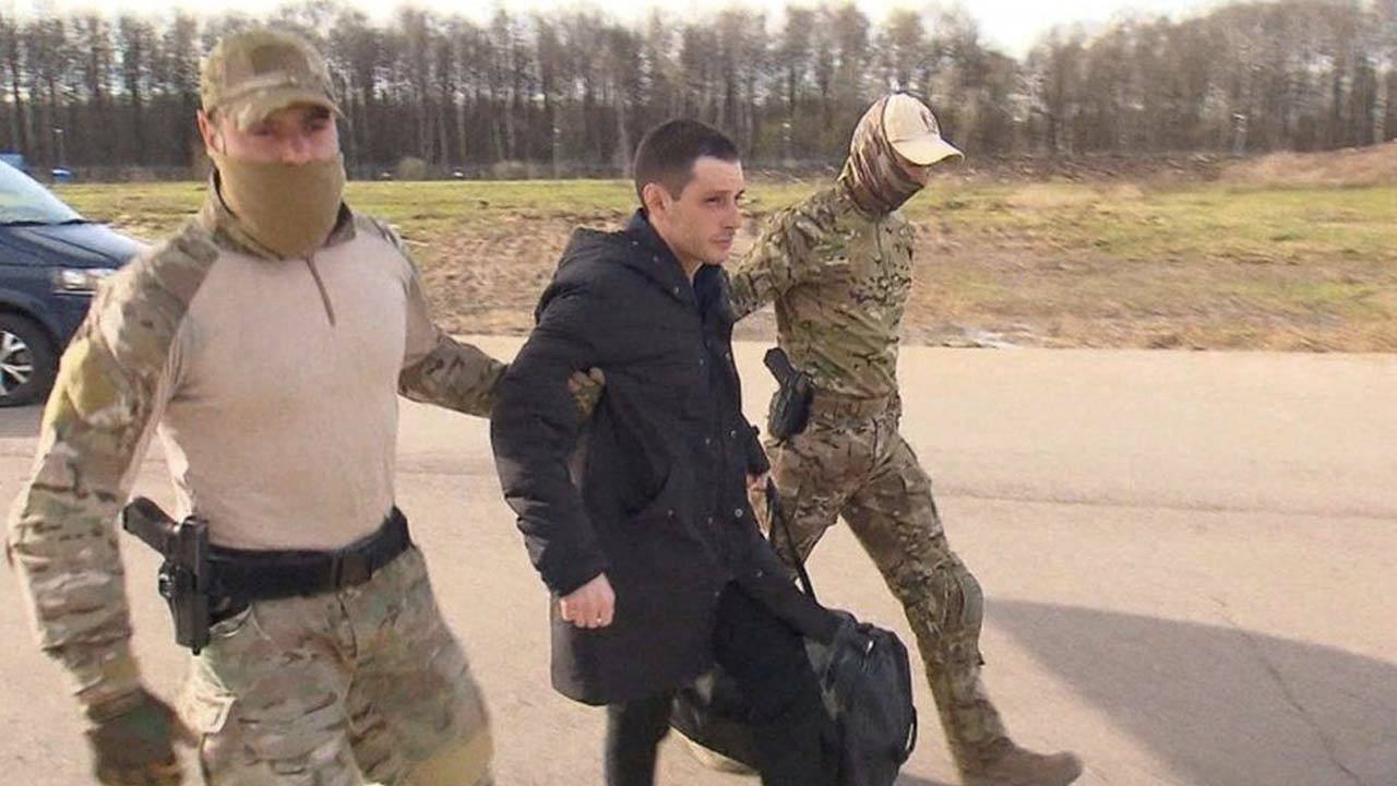 Rusya'da tutuklu ABD vatandaşı Trevor Reed ülkesine döndü