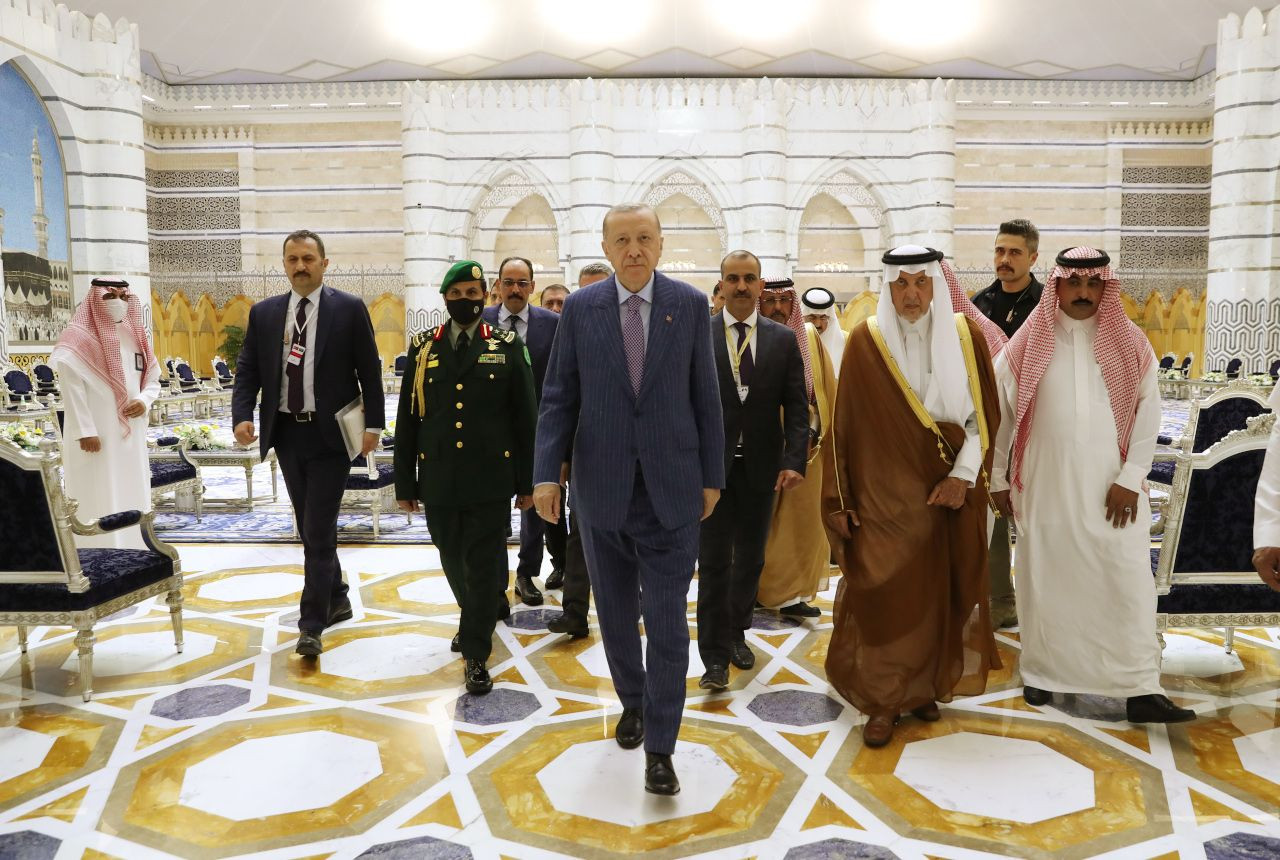 Erdoğan, Suudi Arabistan'da Veliaht Prens Selman'la görüştü - Sayfa 2