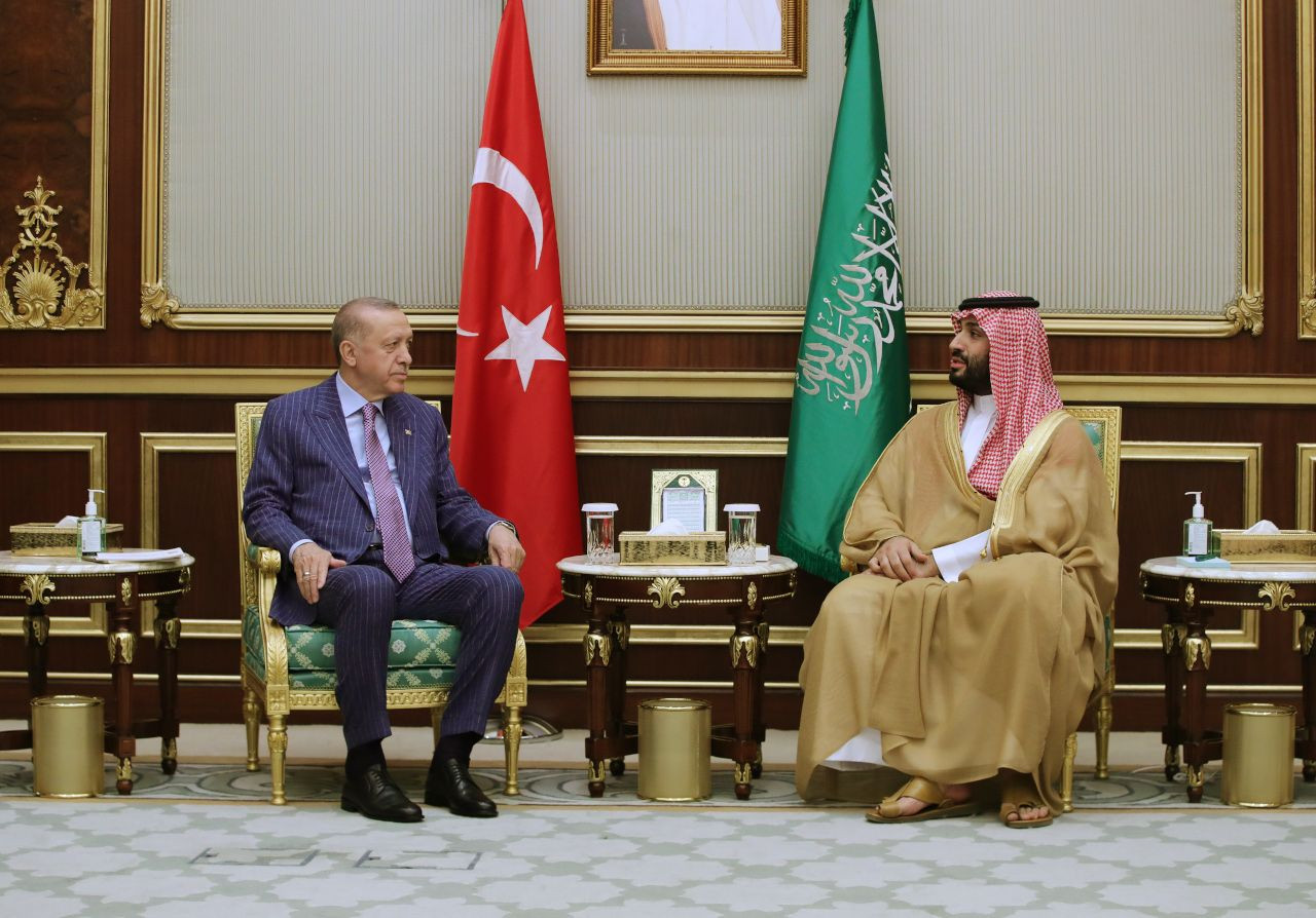 Erdoğan, Suudi Arabistan'da Veliaht Prens Selman'la görüştü - Sayfa 4