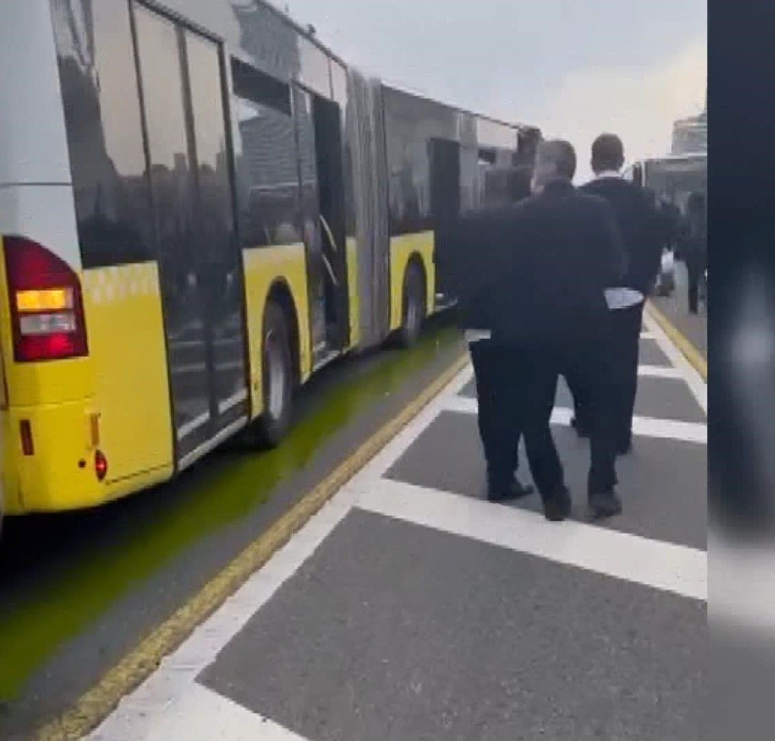 Beylikdüzü'nde 'şoförsüz' metrobüs kazası: 9 yaralı - Sayfa 3