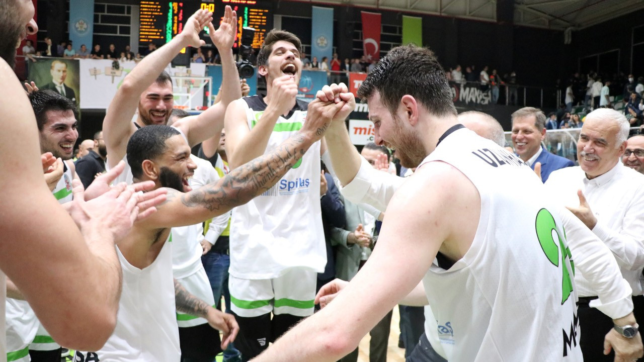 Manisa Büyükşehir Basketbol Süper Ligi'ne yükseldi 
