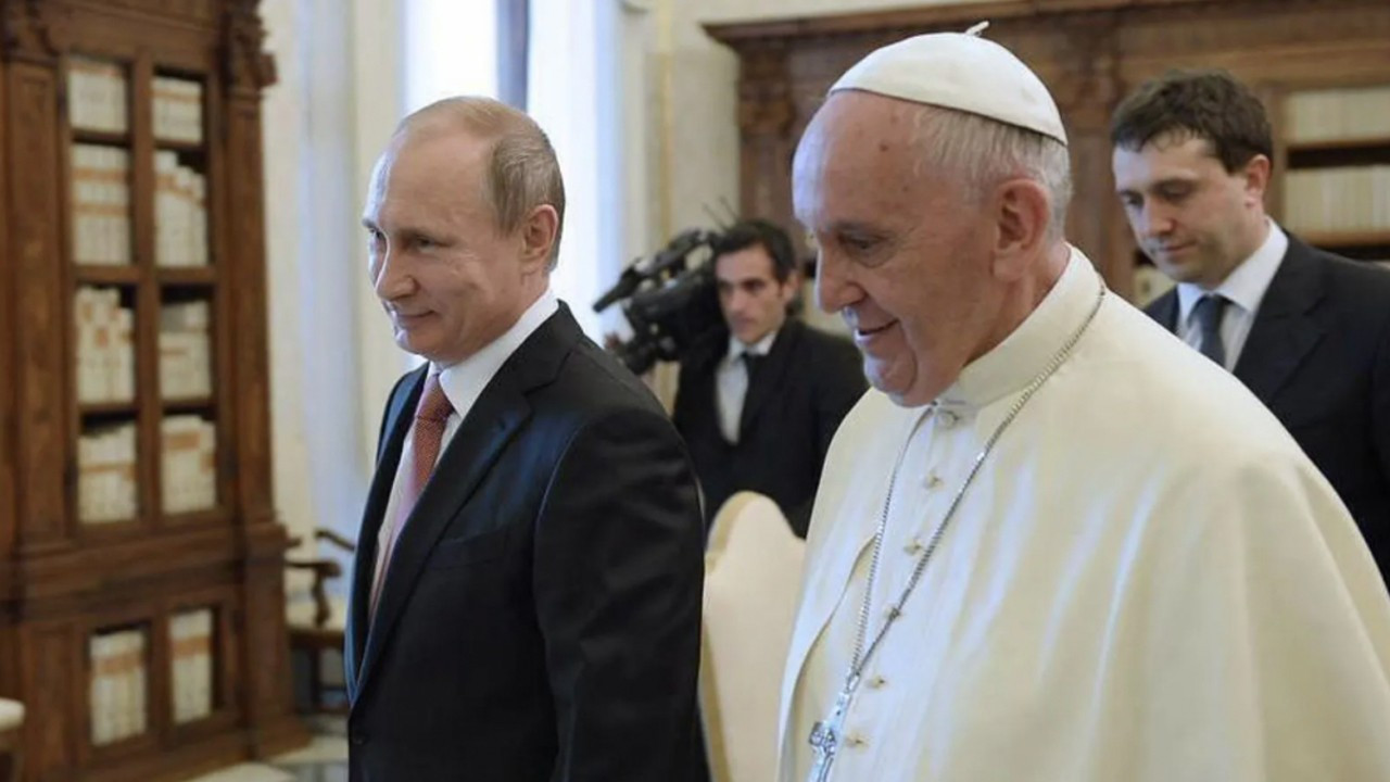 Papa Francis: Putin'le görüşme isteğimi ilettim yanıt gelmedi