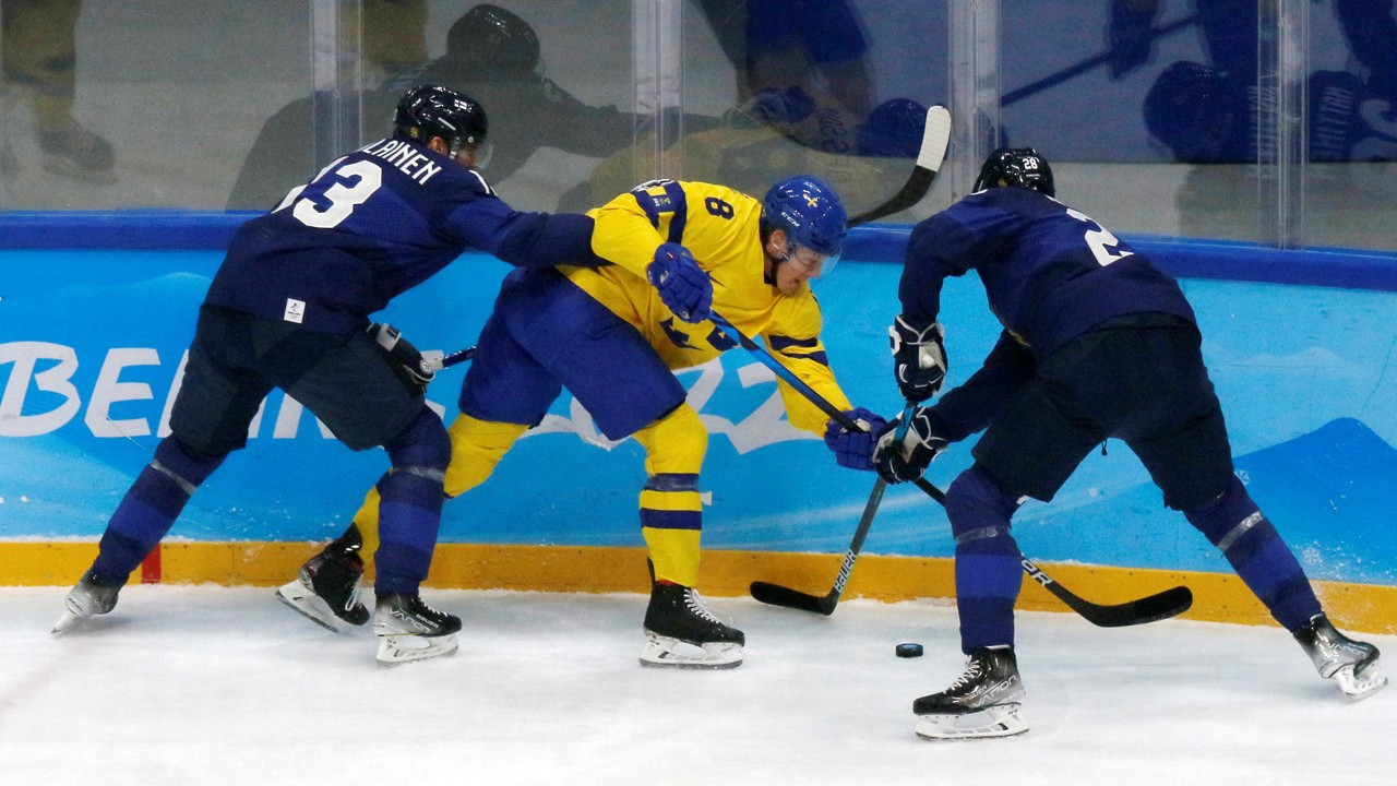 Rusya'da oynayan buz hokeyi sporcularına İsveç ve Finlandiya'dan veto
