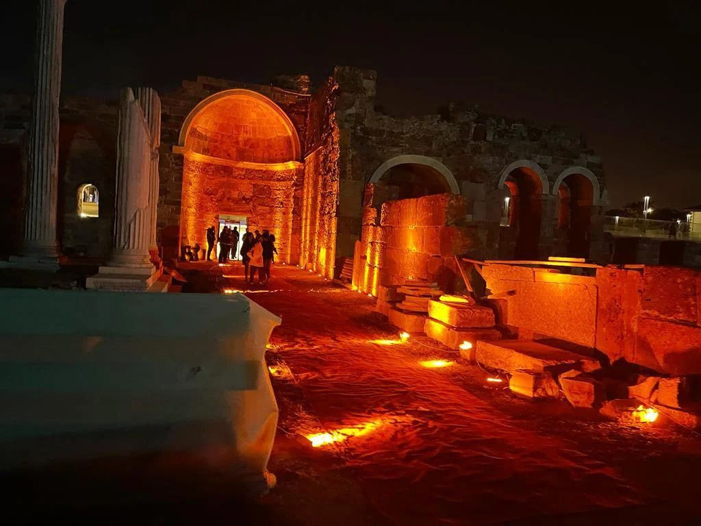 Apollon Tapınağı'nın kapısı gece kulübüne açıldı, soruşturma başlatıldı - Sayfa 2