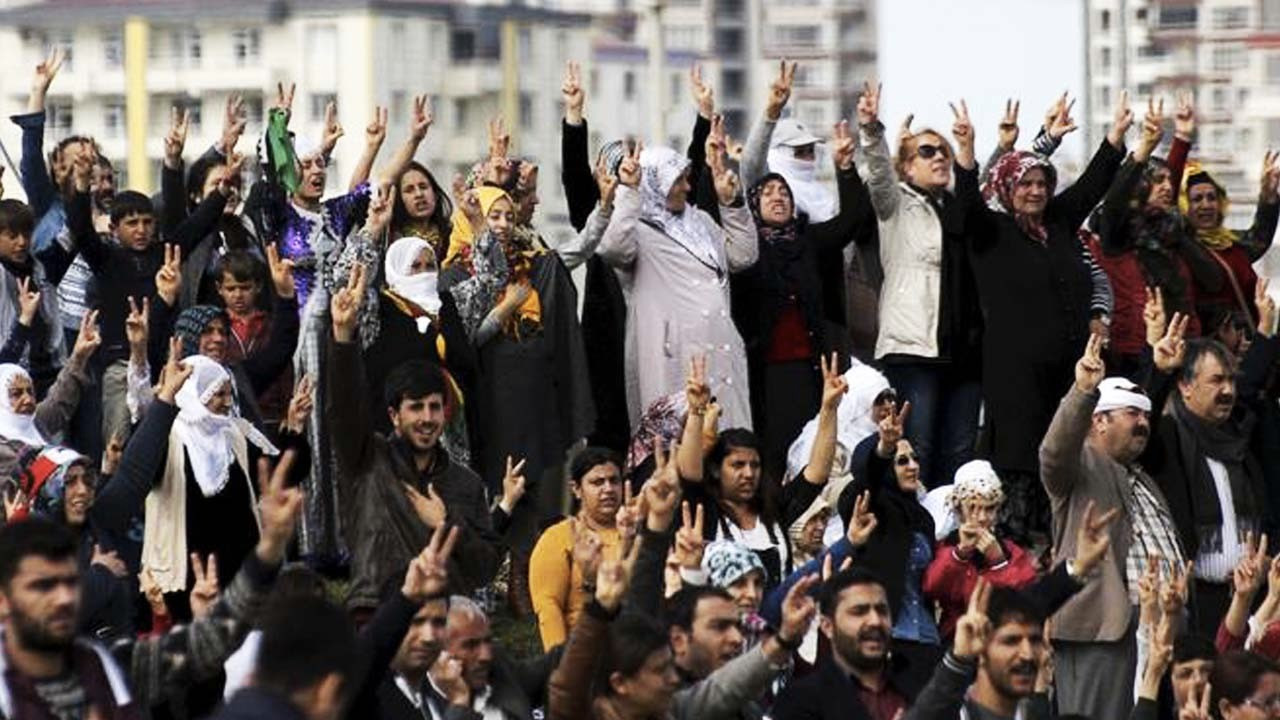 Almanya'da Kürtlerin iltica başvuruları reddediliyor