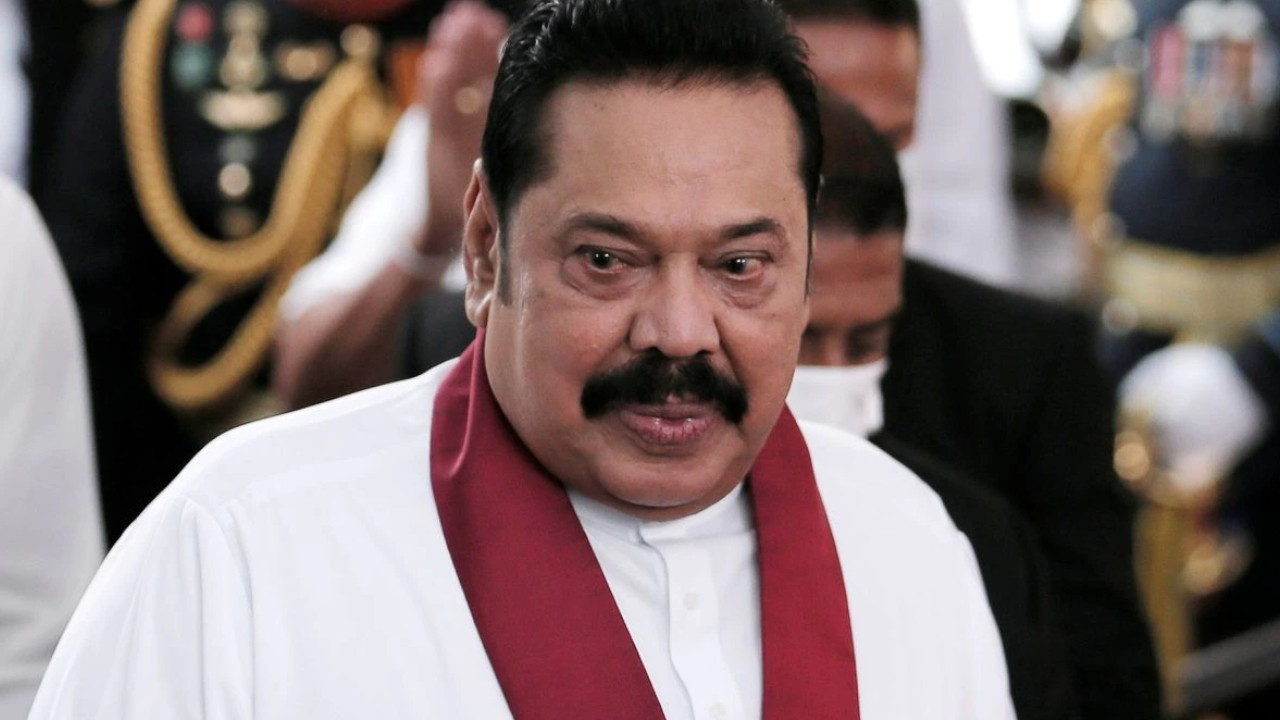 Sri Lanka Devlet Başkanı Rajapaksa ülkeden kaçmaya çalıştı