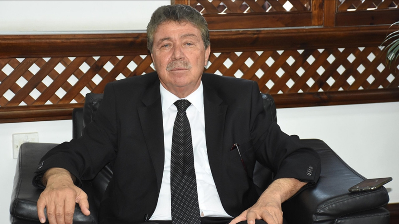 Kuzey Kıbrıs'ta hükümeti kurma görevi İçişleri Bakanı Üstel'e verildi