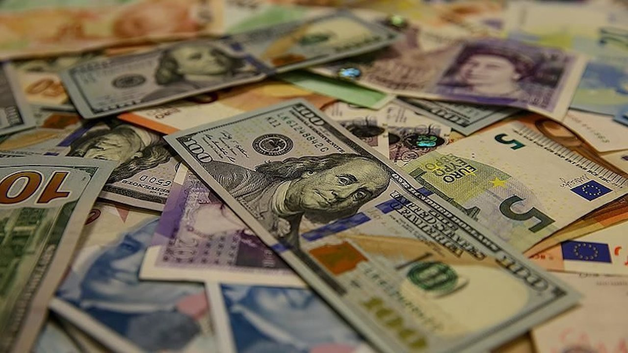 Dolar 15 lira bandına yerleşti, Bitcoin 30 bin doların altını gördü