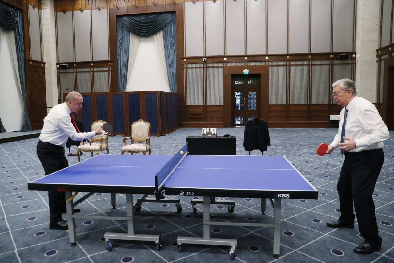 Erdoğan ve Tokayev masa tenisi oynadı - Sayfa 1