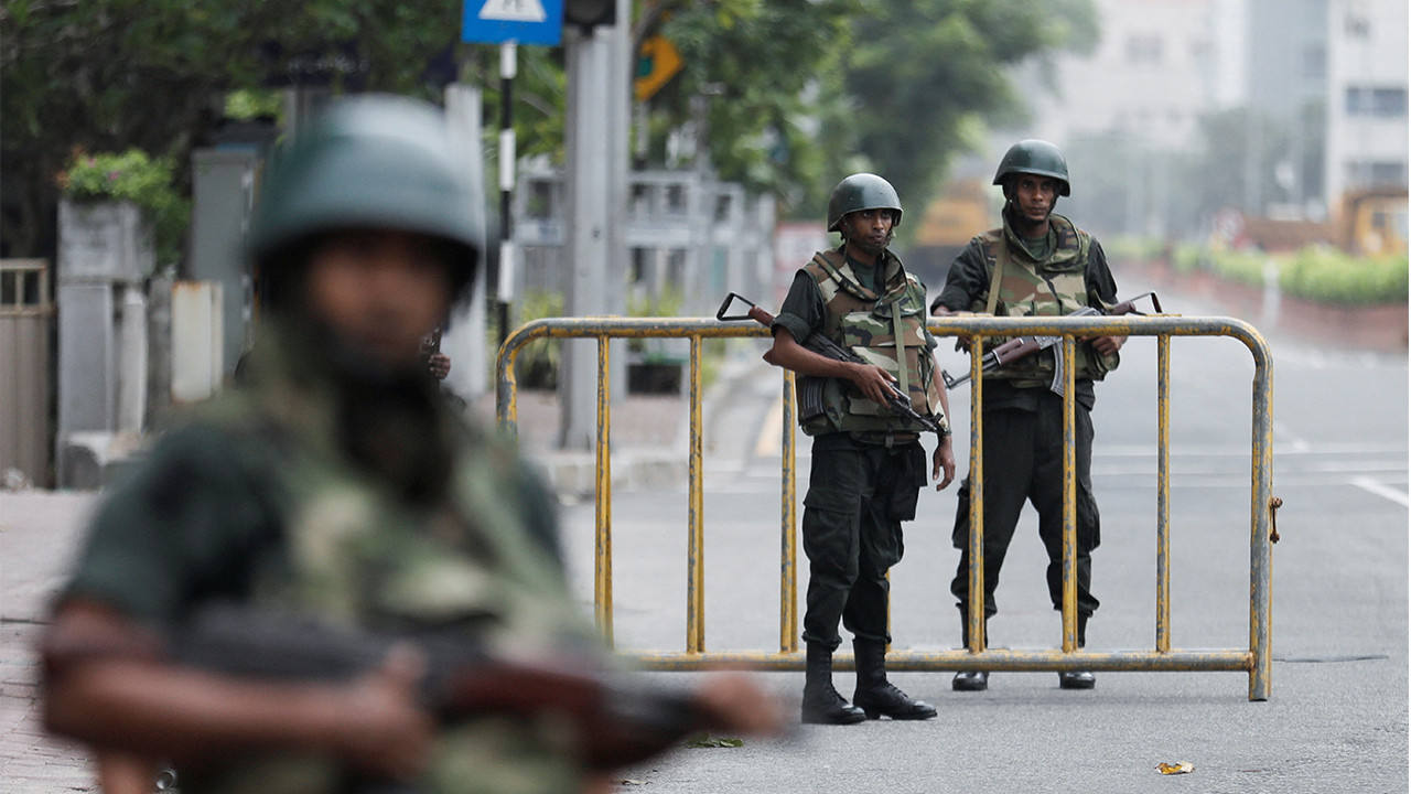 Sri Lanka'daki protestolarda şiddet olayları: 8 kişi öldü, orduya ateş açma emri verildi