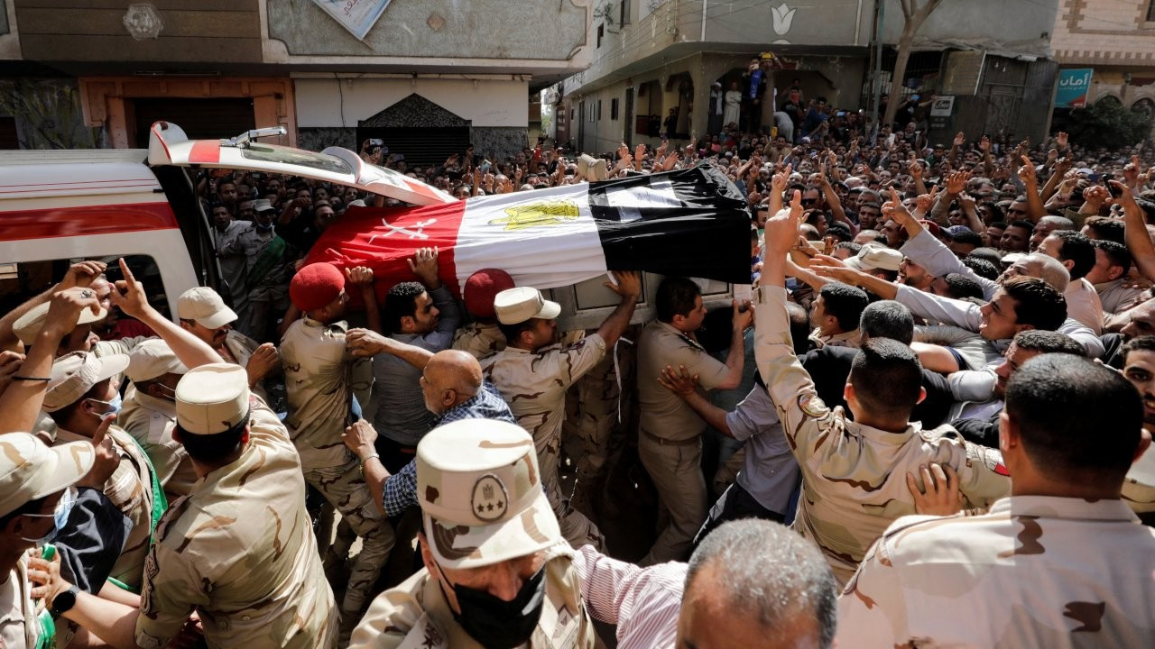 Mısır'da askeri kontrol noktasına silahlı saldırı