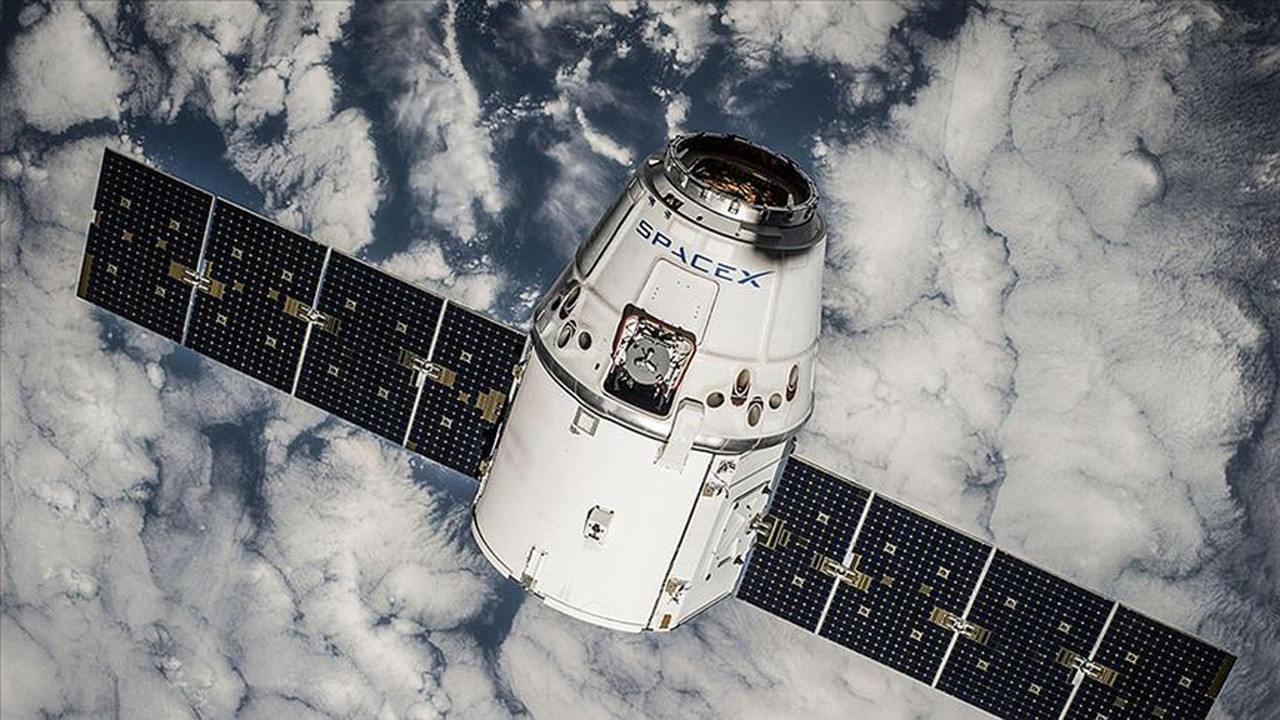SpaceX'in 53 Starlink uydusu uzaya fırlatıldı