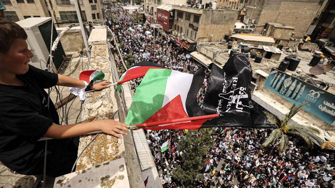 Filistinliler Nakba'nın 74'üncü yıl dönümünde ayakta