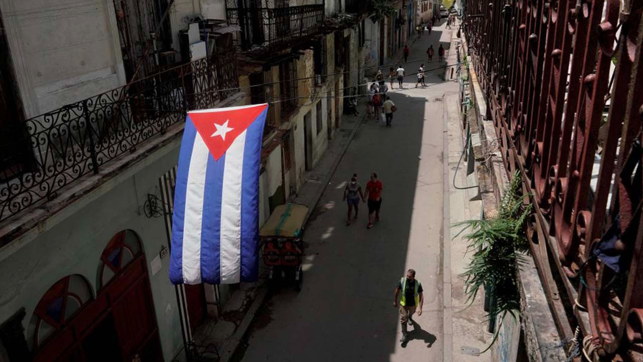 Küba: ABD'nin seyahat kısıtlamalarını hafifletmesi sınırlı bir adım