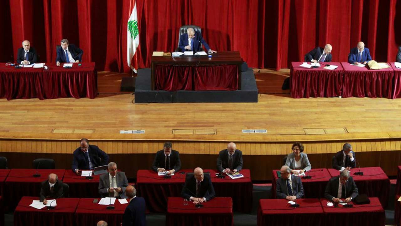 Lübnan parlamentosunda değişim: Hizbullah karşıtları üstünlük sağladı
