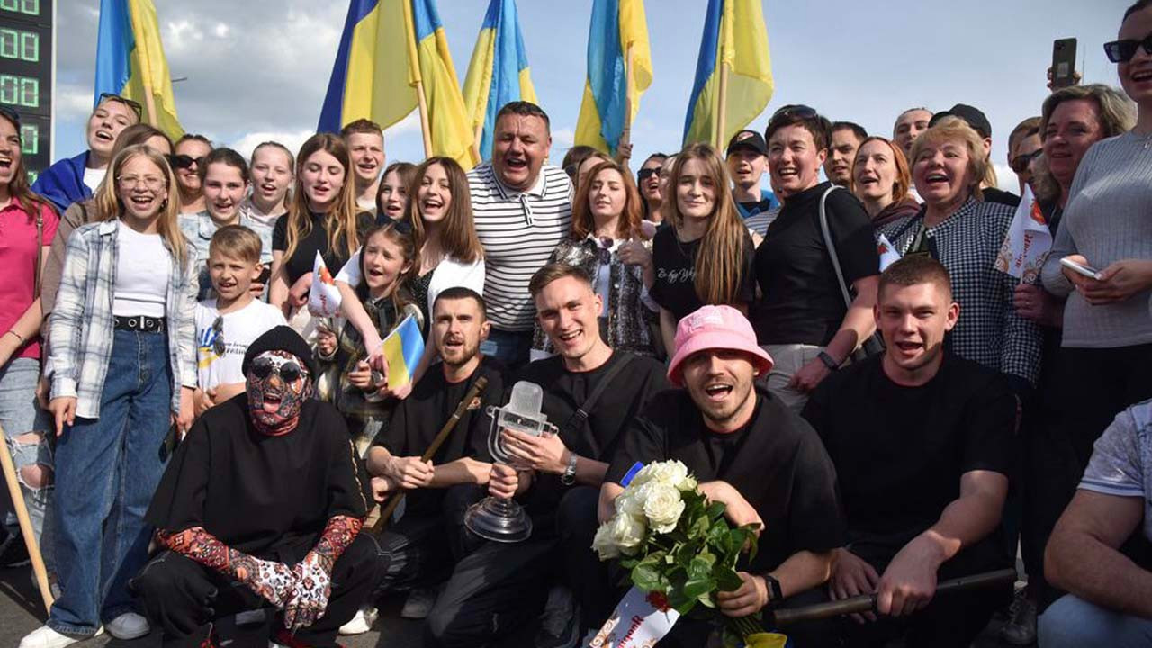 Eurovision birincileri Ukrayna ordusuna destek için Avrupa turuna çıkacak