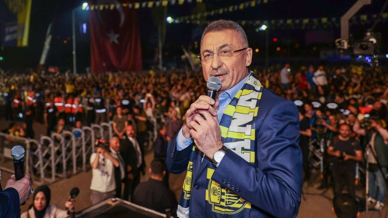 Fuat Oktay, Ankaragücü'nün şampiyonluk kutlamasında protesto edildi