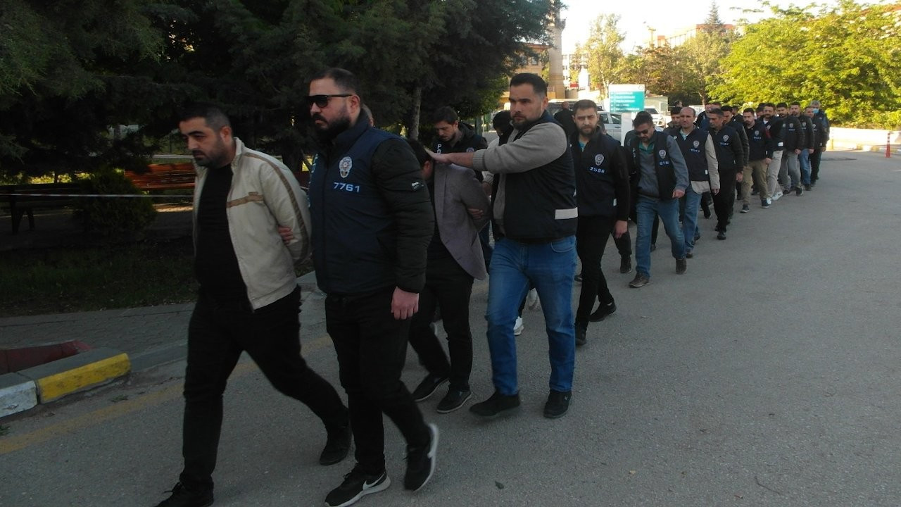 Ankara ve İzmir'de 'FETÖ' soruşturması: 113 gözaltı kararı