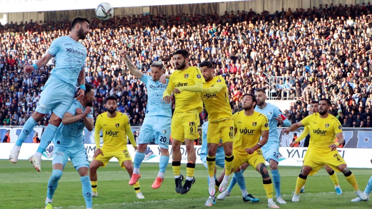 Spor Toto 1. Lig play-off yarı finalinde ilk maçı İstanbulspor kazandı