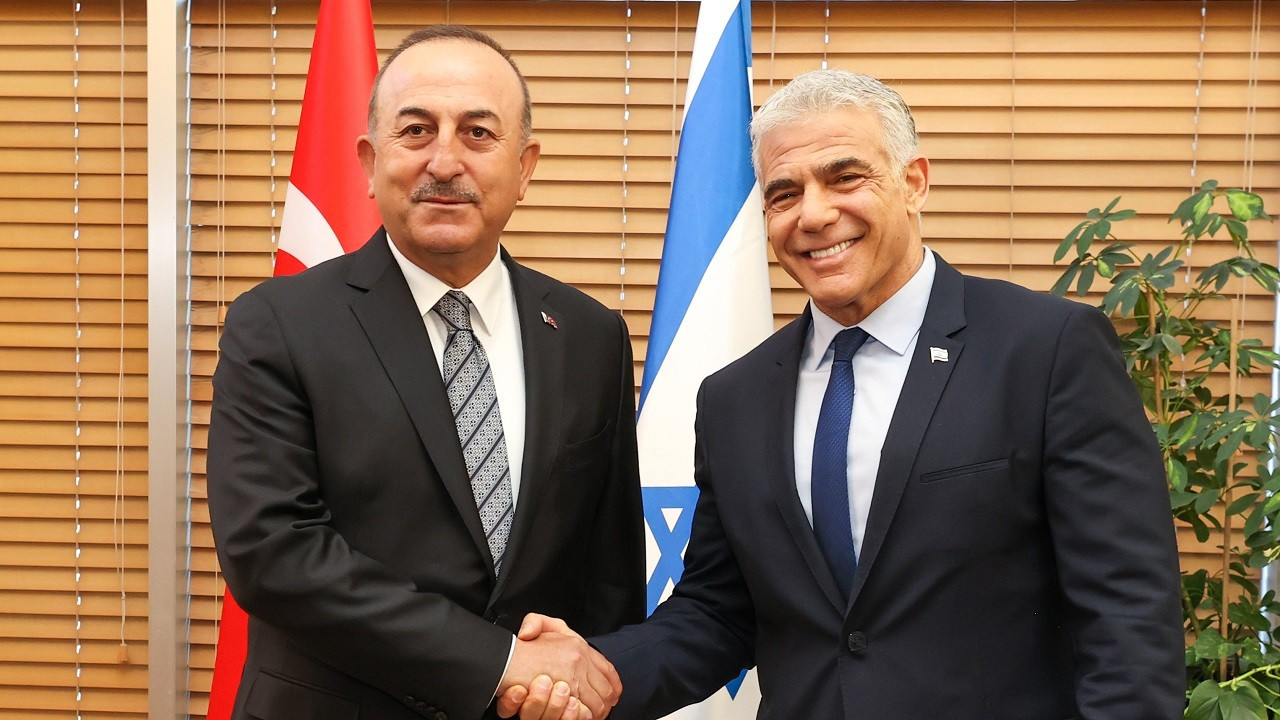 Çavuşoğlu, İsrail'de: İki devletli çözüm, barış için tek yol