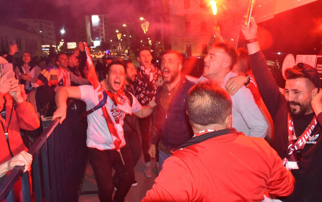 Ziraat Türkiye Kupası'nda final günü: Sivas'tan 200 otobüsle geldiler - Sayfa 2
