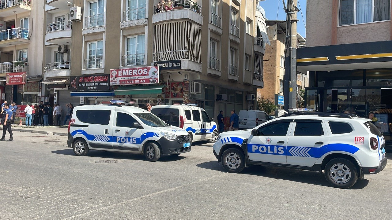 İzmir'de çatışma: 3 kişi yaralandı