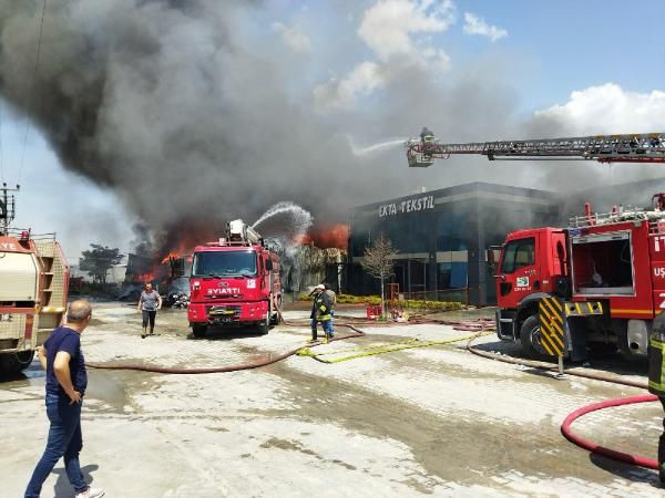 Uşak'ta fabrikada yangın: 3 itfaiyeci hastaneye kaldırıldı - Sayfa 3