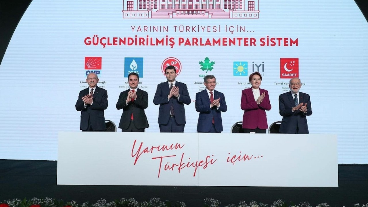 İstanbul'da 'Güçlendirilmiş Parlamenter Sistem' sempozyumu