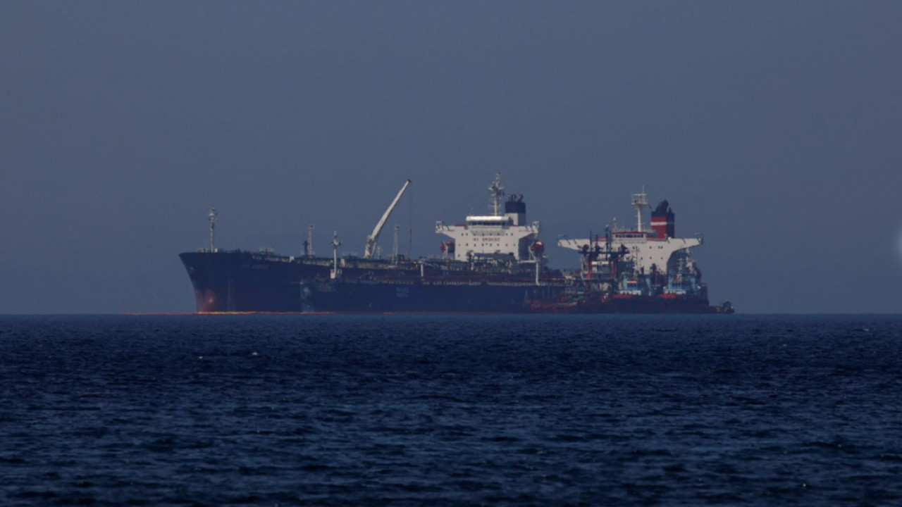 İran: Yunanistan'ın petrol tankerindeki mürettebat gözaltına alınmadı