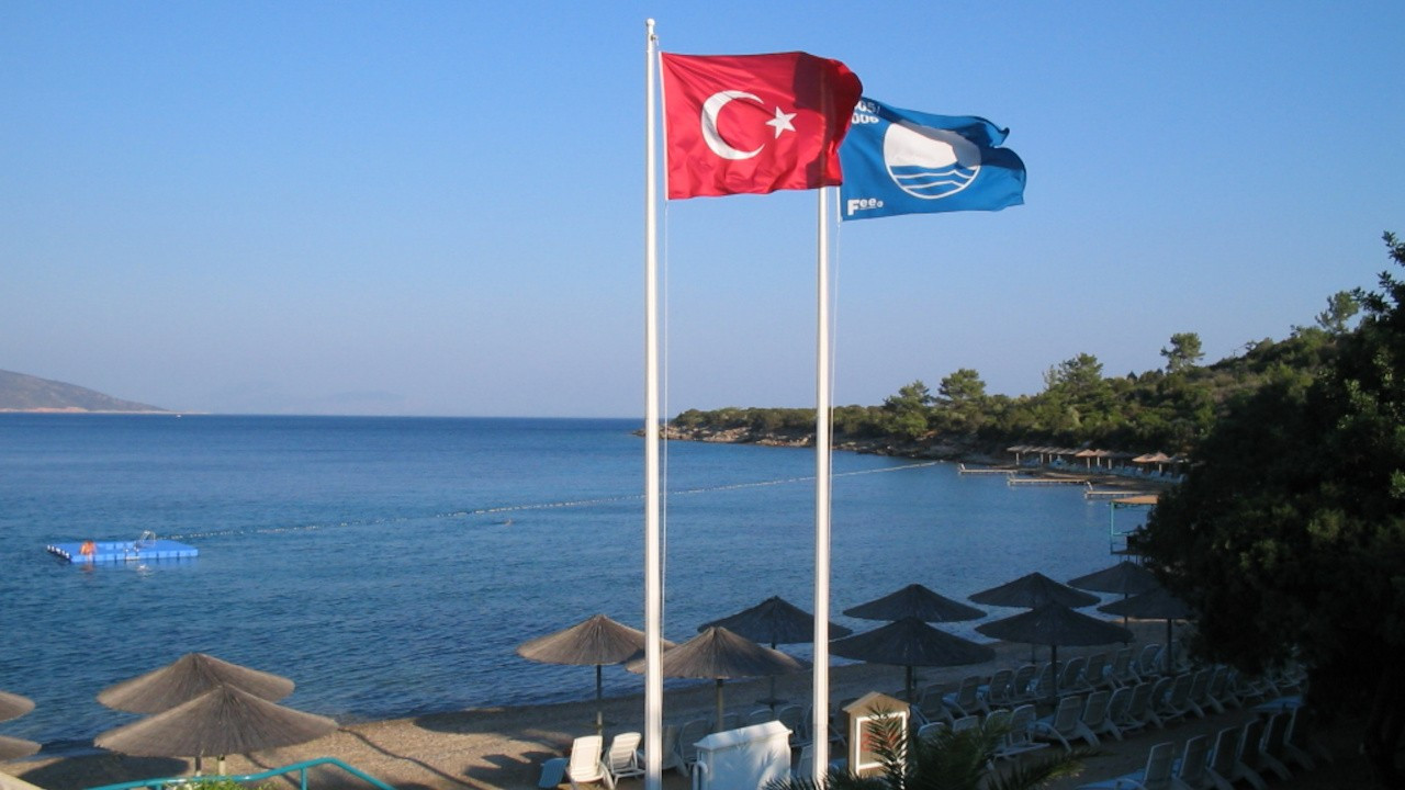Müsilaj: Marmara tüm 'mavi bayrak'larını kaybetti
