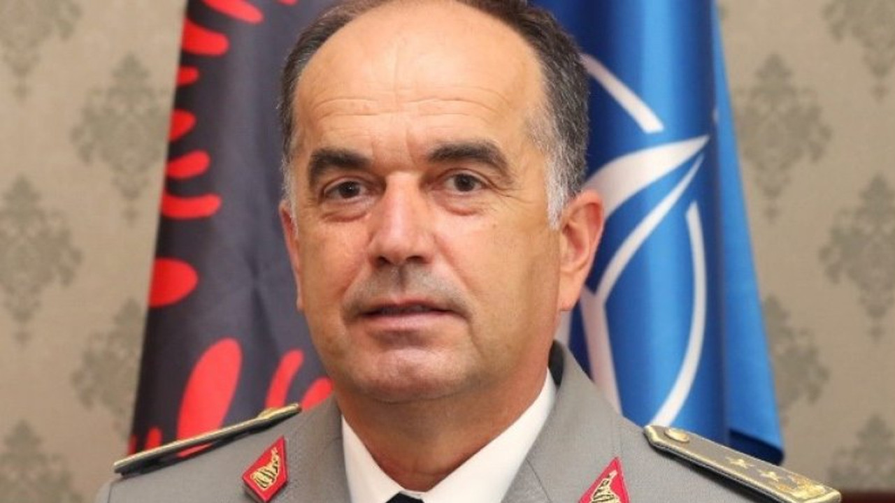 Arnavutluk Genelkurmay Başkanı, cumhurbaşkanı seçildi