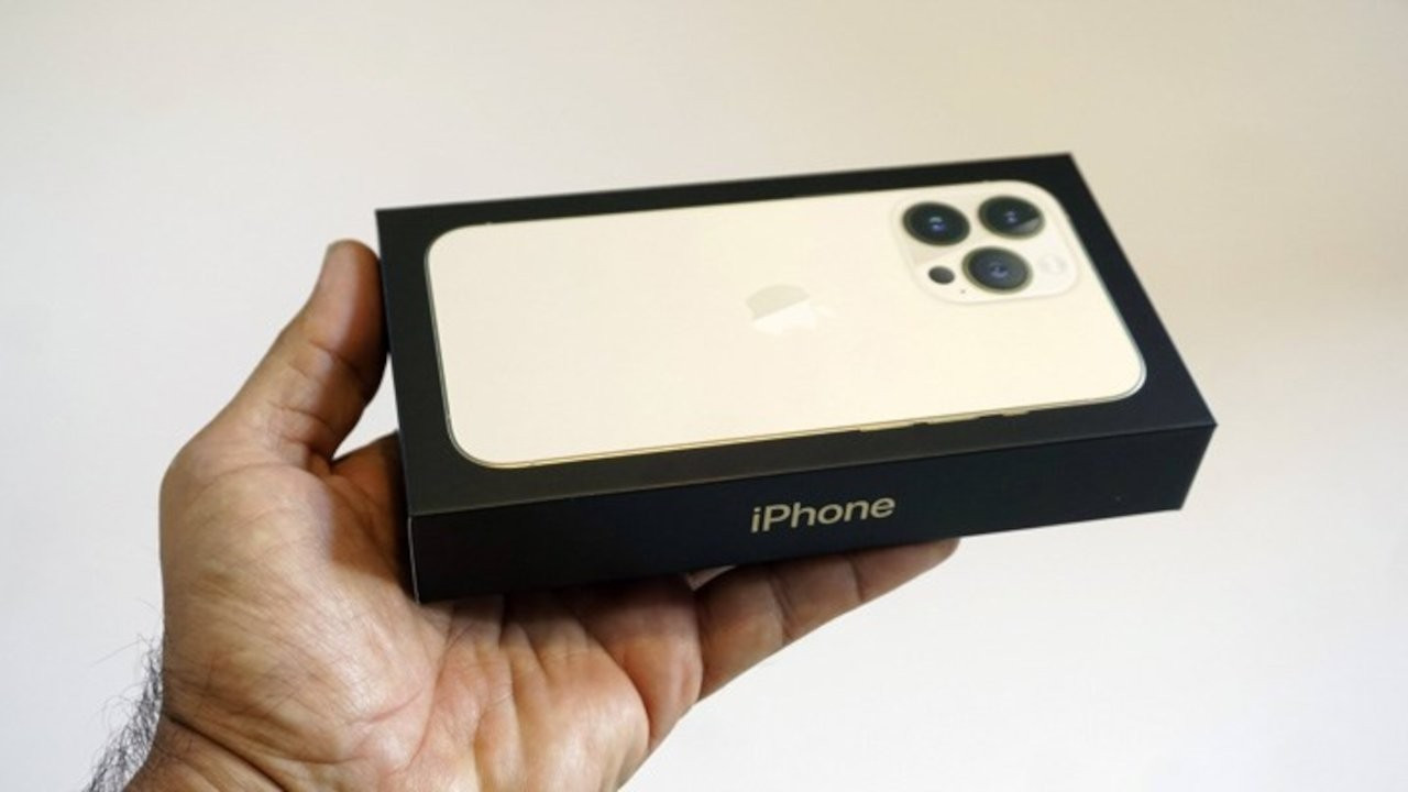 iPhone ürünlerine zam: Yarısı vergi
