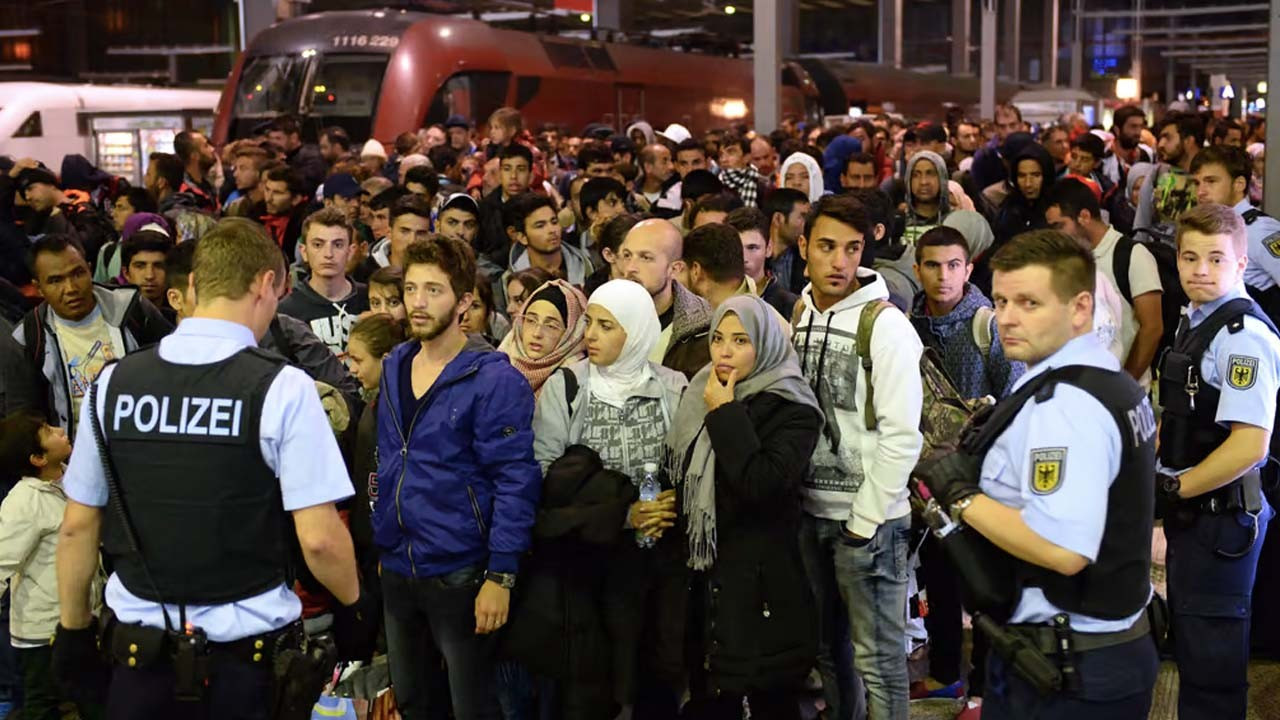 Almanya vatandaşlığına geçen Suriyeli sayısı üç kat arttı
